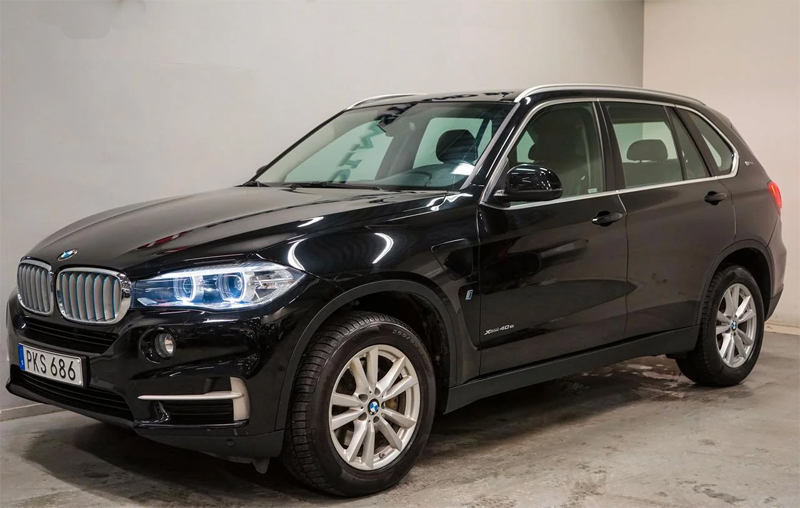 Svart BMW X5 Xdrive 40E IPerformance stulen i Åkersberga norr om Stockholm