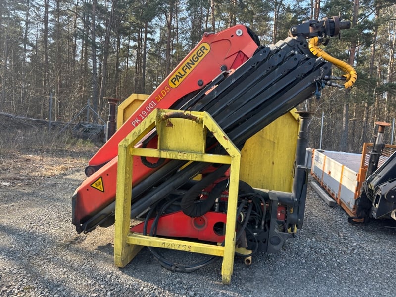 Stulet kranflak av märket Stoneridge/Palfinger
