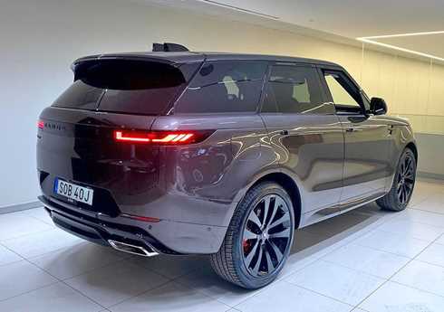 Grå metallic Land Rover Range Rover Sport Autobiography P550e stulen i Torshälla strax norr om Eskilstuna