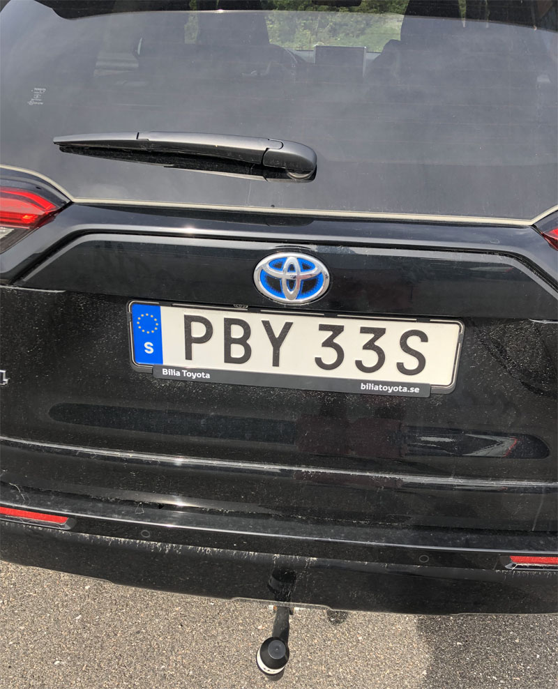 Svart Toyota RAV4 Hybrid AWD stulen i Nacka utanför Stockholm