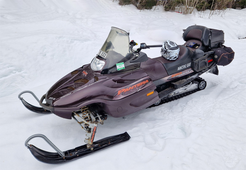 Snöskoter Arctic Cat Pantera 550 stulen utanför Hudiksvall