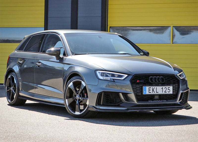 Grå metallic Audi RS3 Sportback Quattro stulen i Osby