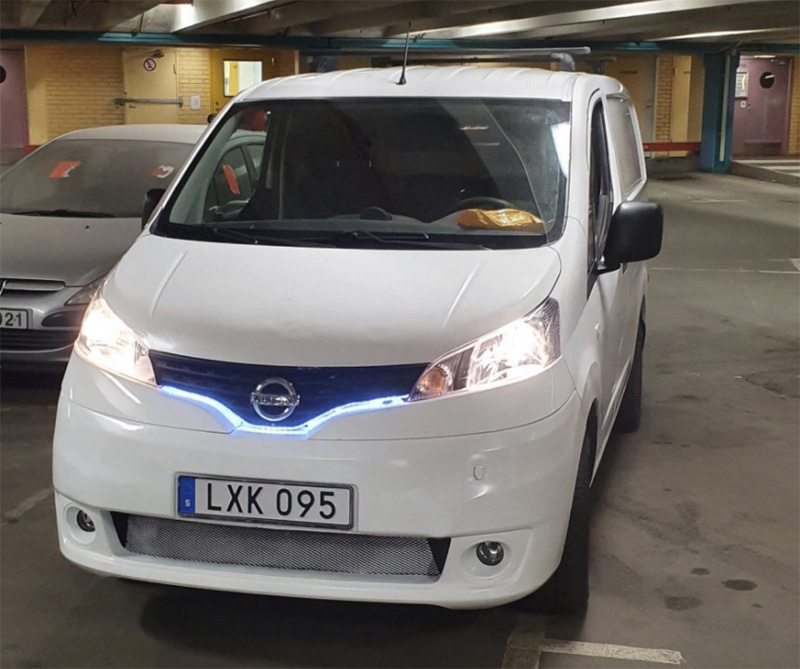 Vit Nissan NV200 stulen i Bromma väster om Stockholm