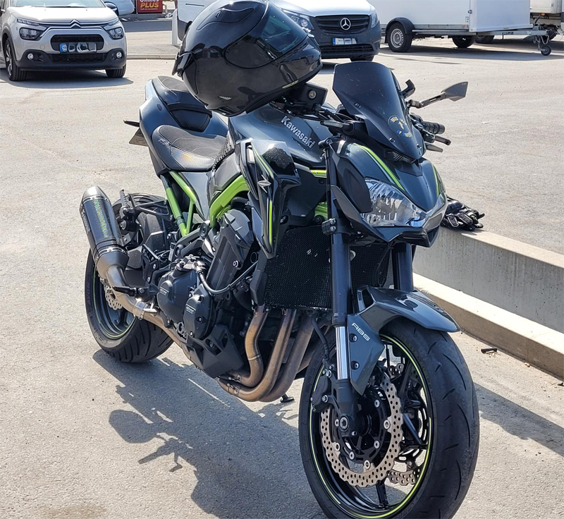 Svart Kawasaki Z900 ABS stulen i Tensta, Stockholm