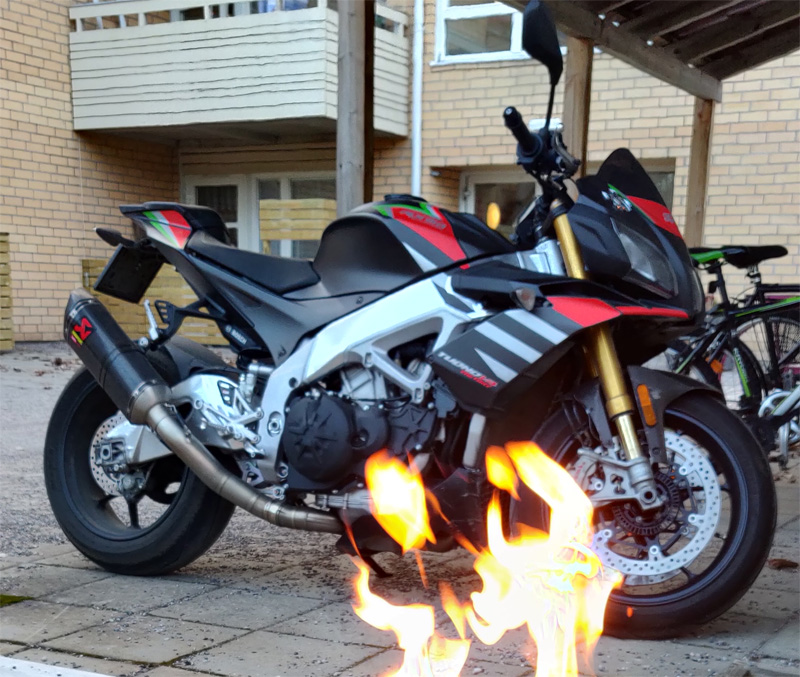 Aprilia Tuono V4 1100 Factory stulen i Upplands Väsby
