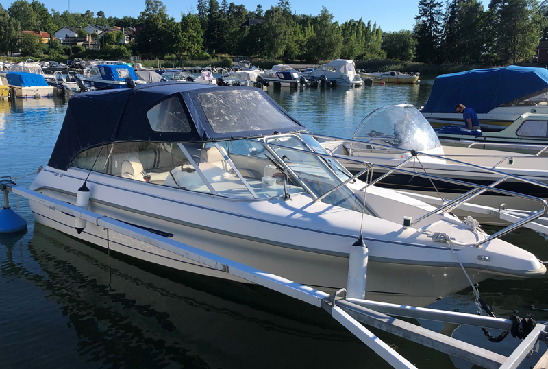 Crescent T-Rex V-23 med 100 Hk Yamaha stulen i Nynäshamn