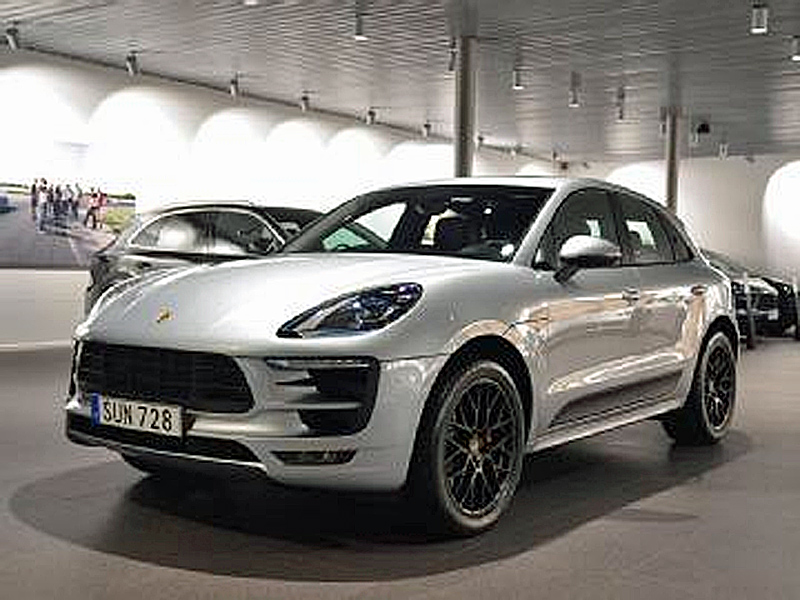 Silvermetallic Porshe Macan GTS stulen i Göteborg