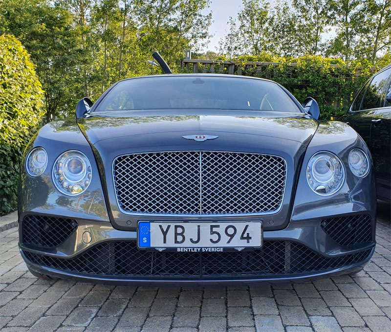 Grå metallic Bentley Continental GT V8 stulen i Hjärup mellan Malmö och Lund