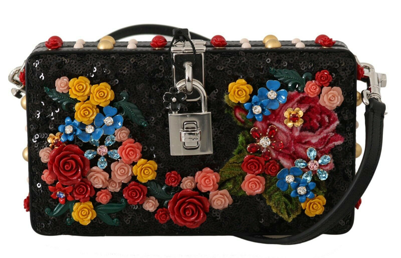 Dolce & Gabbana produkter/ accessoarer/ stulna vid inbrott på lager i Jönköpings län