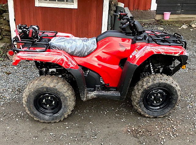 Fyra Honda fyrhjulingar stulna vid inbrott strax norr om Åseda i Jönköpings län