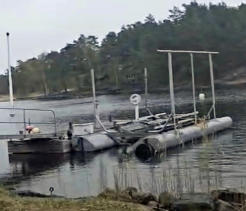 Sunstream FL13 Boatlift stulen på Barnholmen i Stockholms skärgård. 