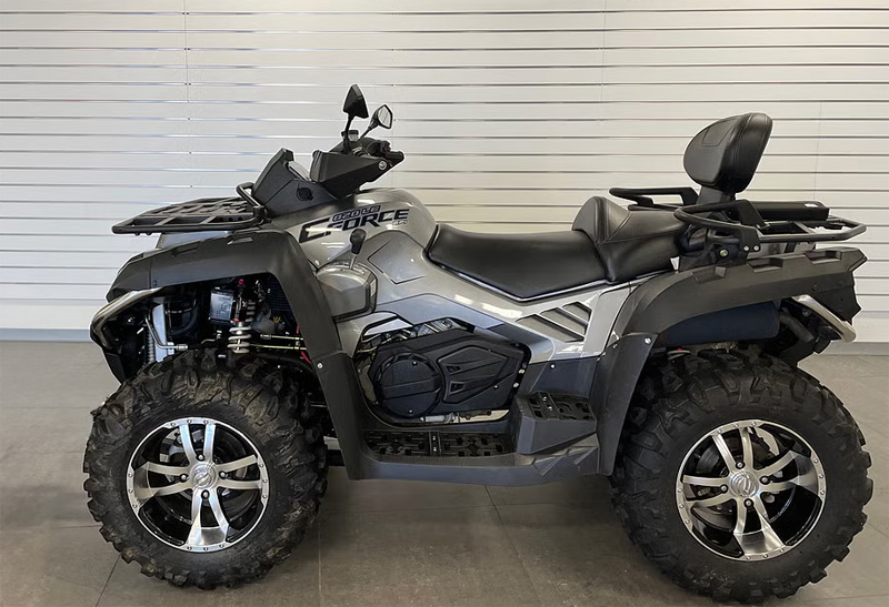 Fyrhjuling CFMoto CForce 820 LE stulen utanför Kvänum
