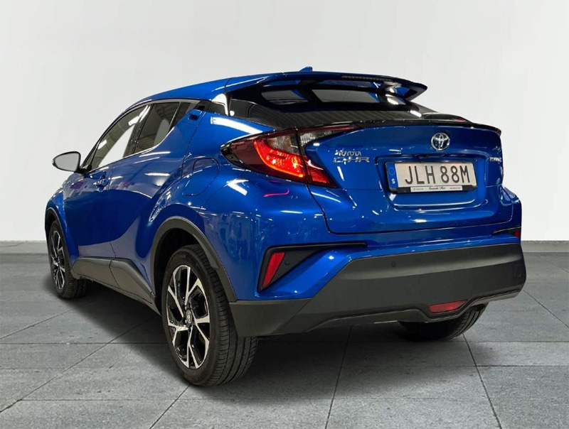 Blå Toyota C-HR Hybrid X-Edition stulen i Upplands Väsby norr om Stockholm