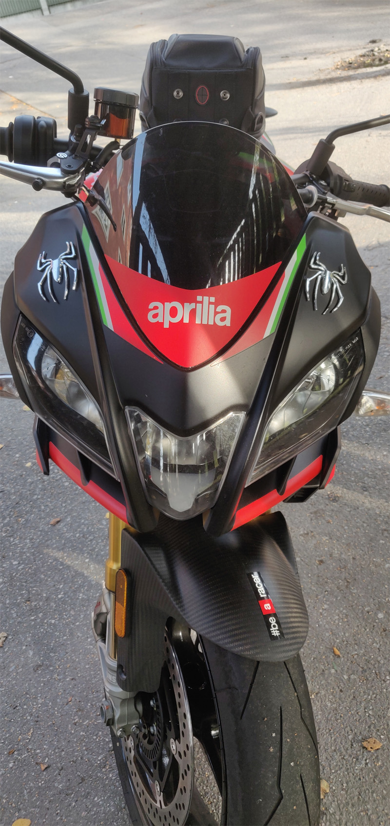 Aprilia Tuono V4 1100 Factory stulen i Upplands Väsby