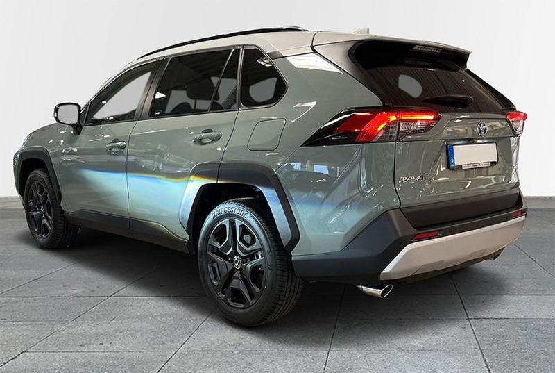 Grön "Urban Khaki" Toyota RAV4 Hybrid AWD Adventure stulen i Täby