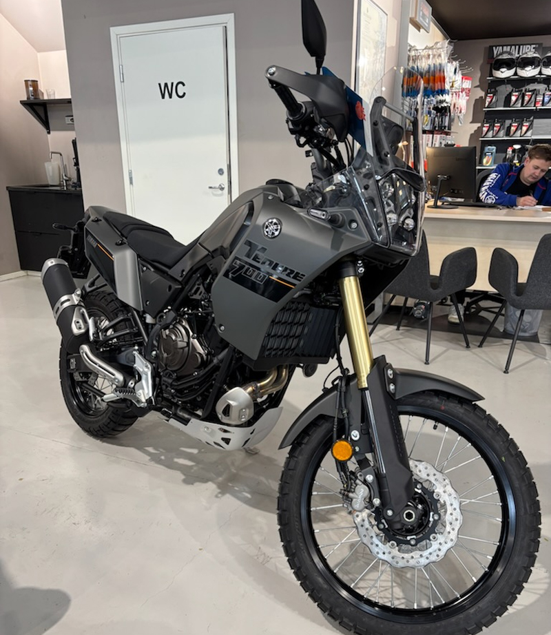 Svart Yamaha Teneré stulen i Barkarby, Järfälla