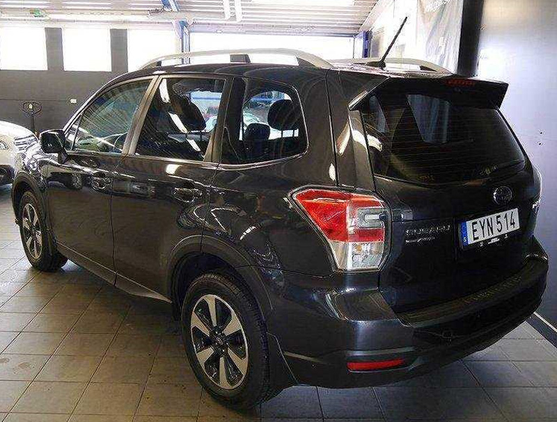 Svart Subaru Forester stulen i Fathult mellan Ljungby och Halmstad