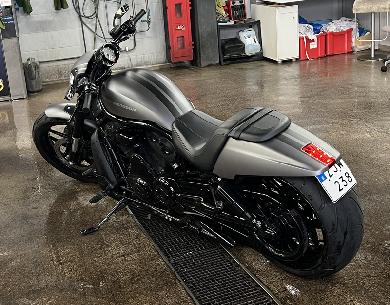 Harley Davidson VRSCDX Night Rod stulen i Älvsjö, Stockholm