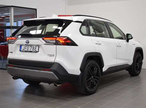 Vit Toyota RAV4 Hybrid AWD stulen i Segeltorp, Stockholm