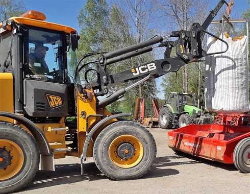 Hjullastare JCB 416S stulen i Runhällen nordost om Sala