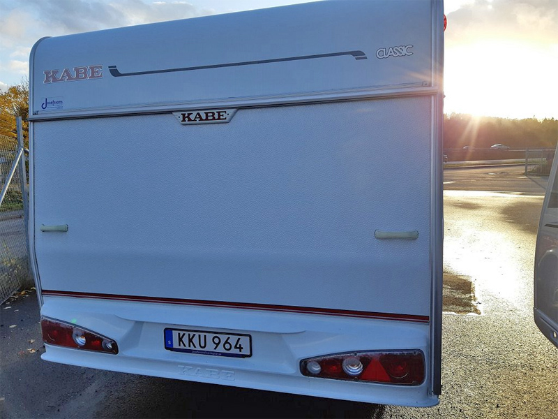 Husvagn Kabe Classic 560 GLE KS barnkammarvagn stulen i Landvetter öster om Göteborg