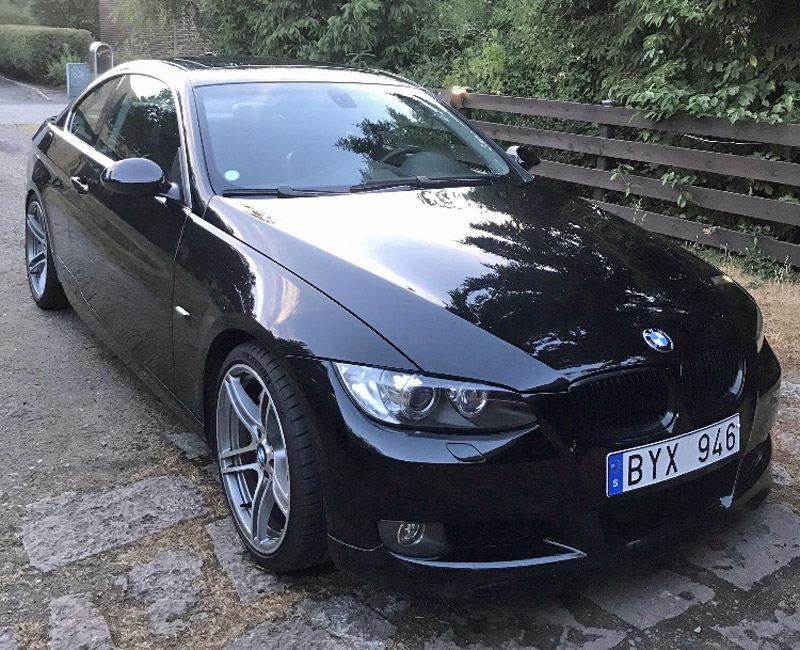 Svart BMW 335I Coupé stulen i Bunkeflostrand, Malmö