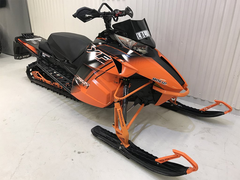 Snöskoter Arctic Cat XF 8000 LTD HC 141" stulen i Kalix