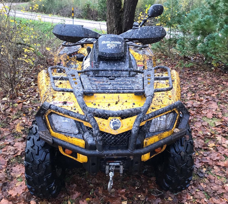 Gul Can Am Outlander 500 XT stulen i Kristinehamn