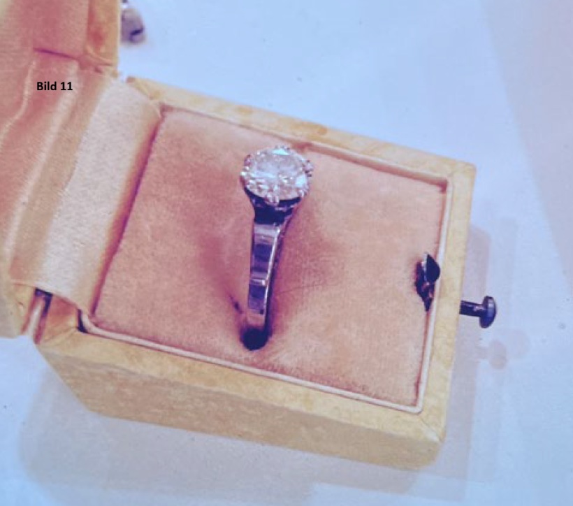 Smycken värda stora belopp stulna vid åldringsbrott i Stockholm