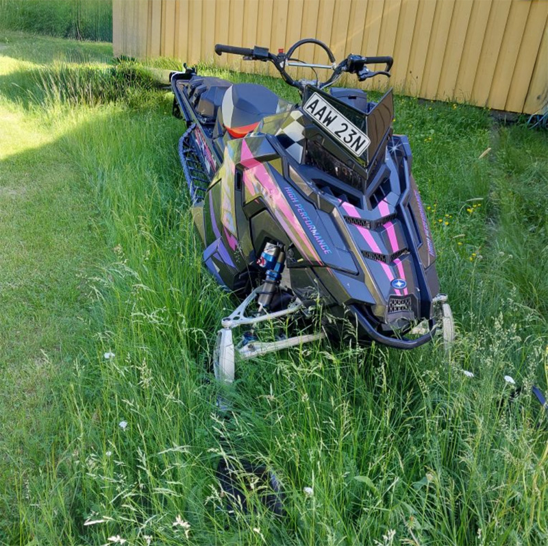 Snöskoter Polaris 850 RMK KHAOS stulen i Arjeplog