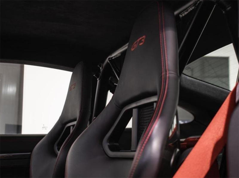 Röd Porsche 911/ 991 GT3 stulen i centrala Göteborg