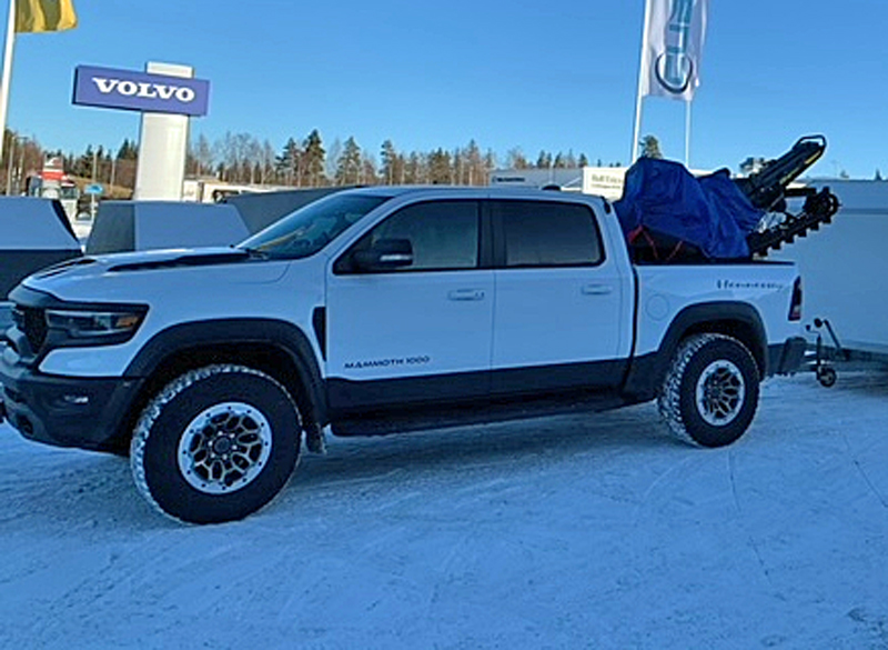 Vit RAM 1500 TRX Crew Cab stulen i Svanskog 20 km norr om Åmål