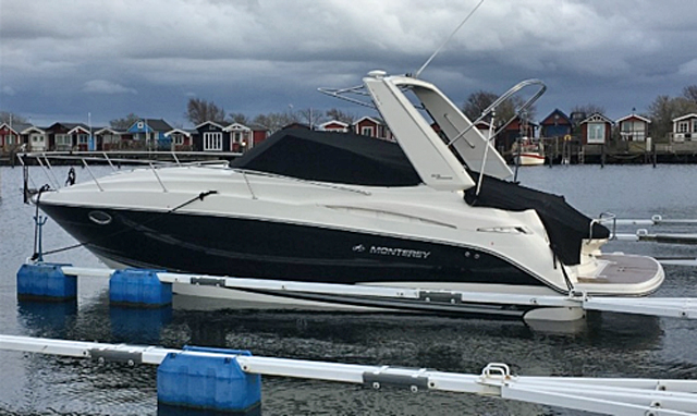 Motorbåt Monterey 315 SCR stulen i Klagshamn söder om Malmö (UPPDATERAD)