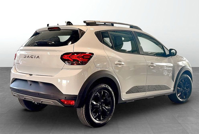 Vit Dacia Sandero Stepway Extreme stulen i Horred