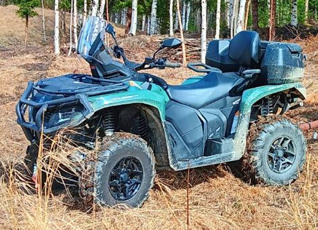 Grön Can Am Outlander 650 MAX PRO XU stulen i Vindeln