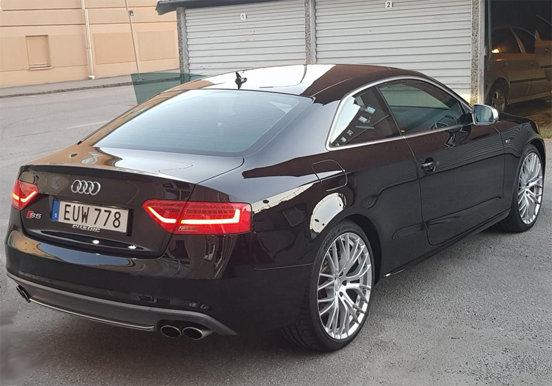Svart Audi S5 Coupé 3.0 stulen i Spånga utanför Stockholm