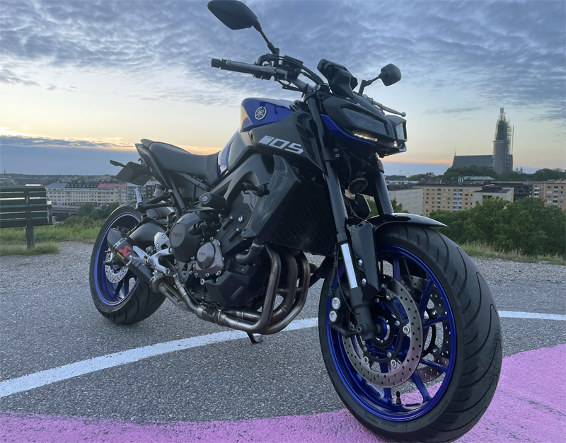 Blå Yamaha MT-09 ABS stulen i Salem-Rönninge sydväst om Stockholm