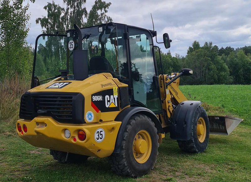 Gul hjullastare Caterpillar, CAT 906 H2 stulen i Bispgården mellan Östersund och Sundsvall