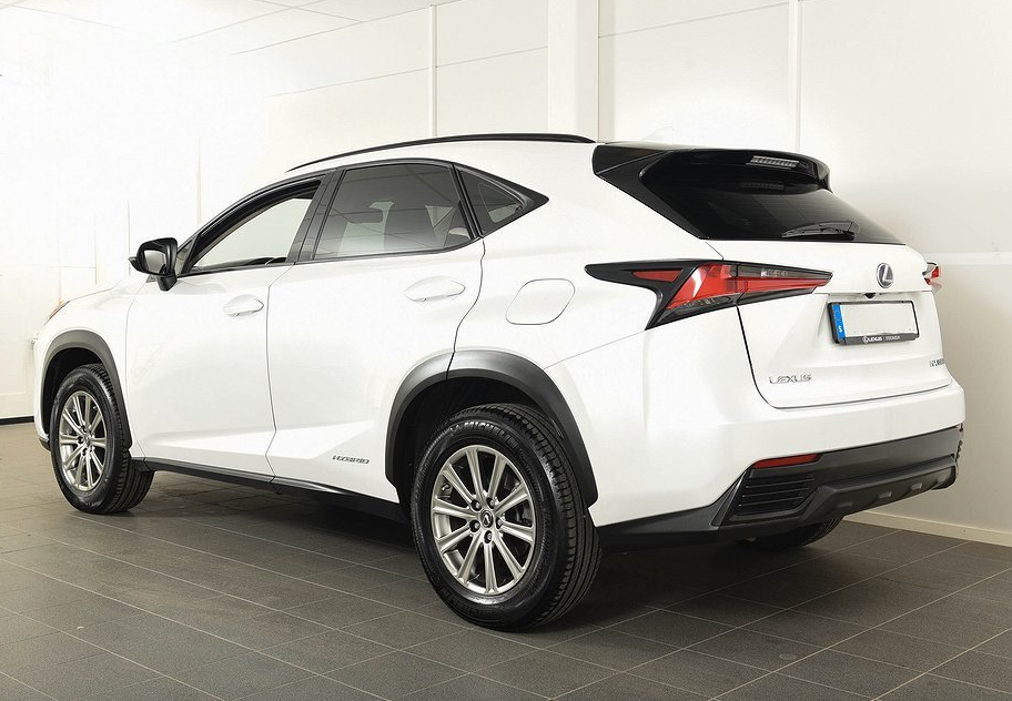 Vit Lexus NX 300H AWD stulen i Bjärred mellan Landskrona och Malmö