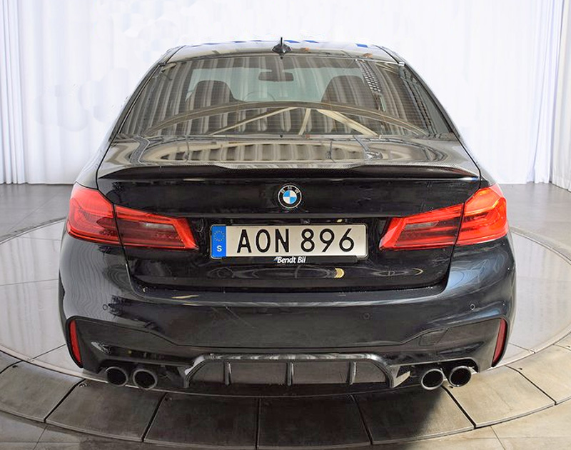 Svart BMW M5 Competition stulen i Halmstad
