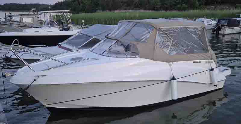QUICKSILVER 640 Cruiser stulen i Järna, Södertälje