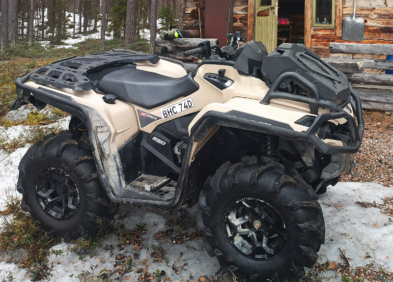 Fyrhjuling Can Am Outlander 650 XMR stulen norr om Njallejaur nordost om Arvidsjaur