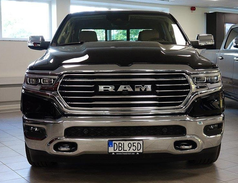 Svart RAM 1500 Crew Cab Laramie, Longhorn Edition stulen i Viken norr om Helsingborg