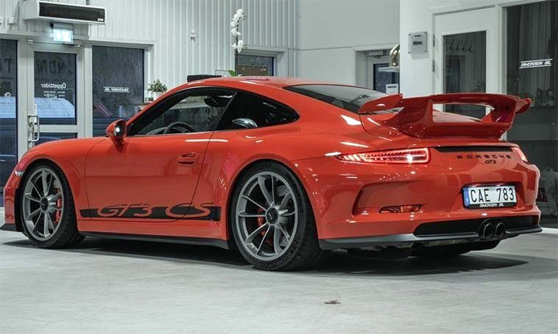 Röd Porsche 911/ 991 GT3 stulen i centrala Göteborg