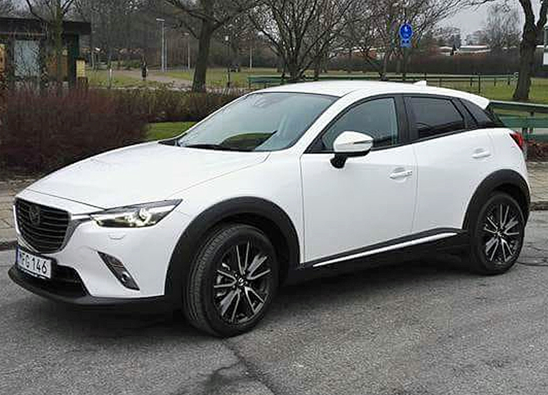 Vit Mazda CX-3 2.0 stulen i Malmö
