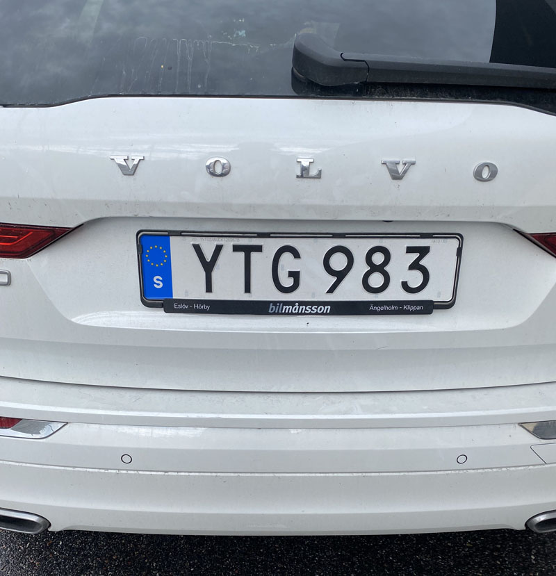 Vit Volvo XC60 D4 AWD Inscription stulen i Lomma norr om Malmö