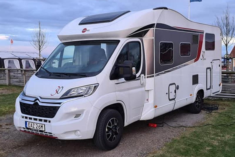 Husbil Citroen Burstner Ixeo Time 726 G stulen i Stora Höga mellan Kungälv och Uddevalla