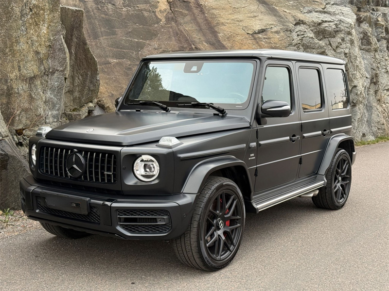 Svart Mercedes Benz AMG G63 stulen strax öster om Fristad