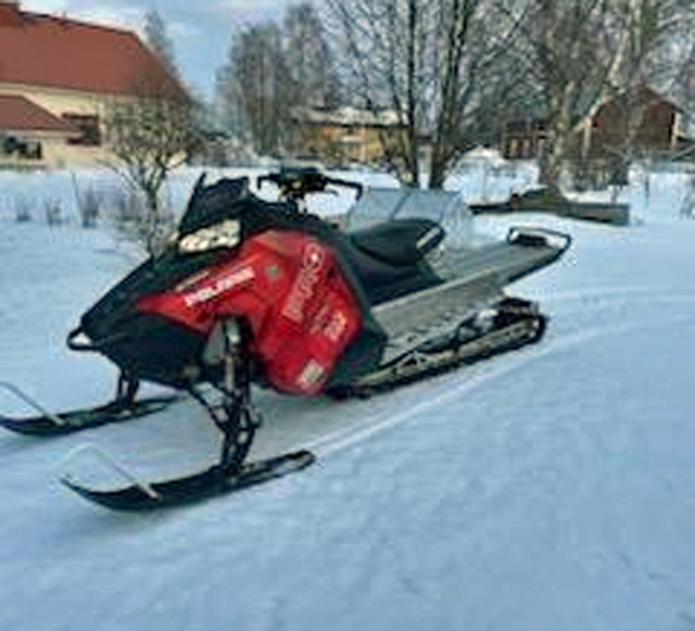 Snöskoter Polaris 800 PRO RMK 155 stulen i Burträsk