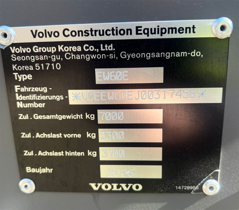 Bandburen grävmaskin Volvo EW60E stulen i Västberga, Stockholm